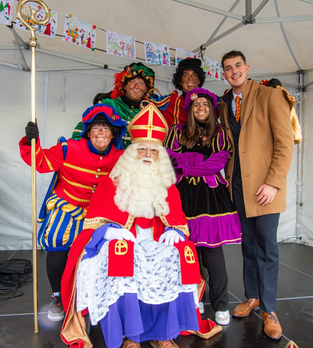 Sinterklaas_Hillegersberg-2023_Sintenpietnaarwens.nl-49